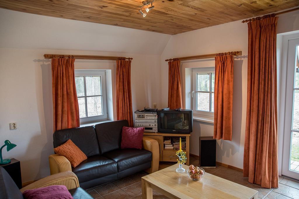 Отель Fox House Pelci Экстерьер фото